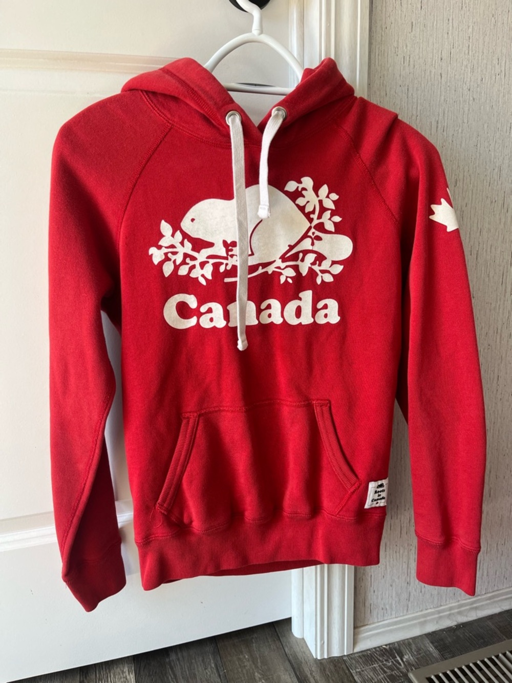 Canada Red Roots Hoodie Sweatshirt